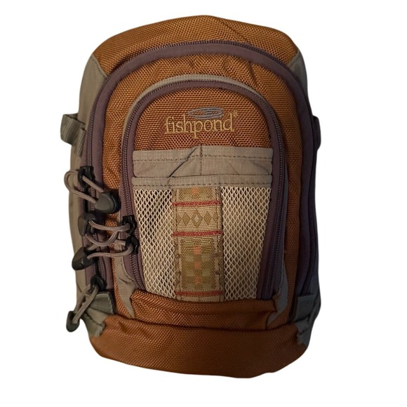 FishPond San Juan Vertical Fly  Flying Chest Pack Outdoor Fishing Gear - Picture 1 of 6